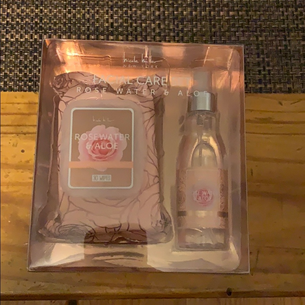 Nicole Miller facial care set rose water & aloe